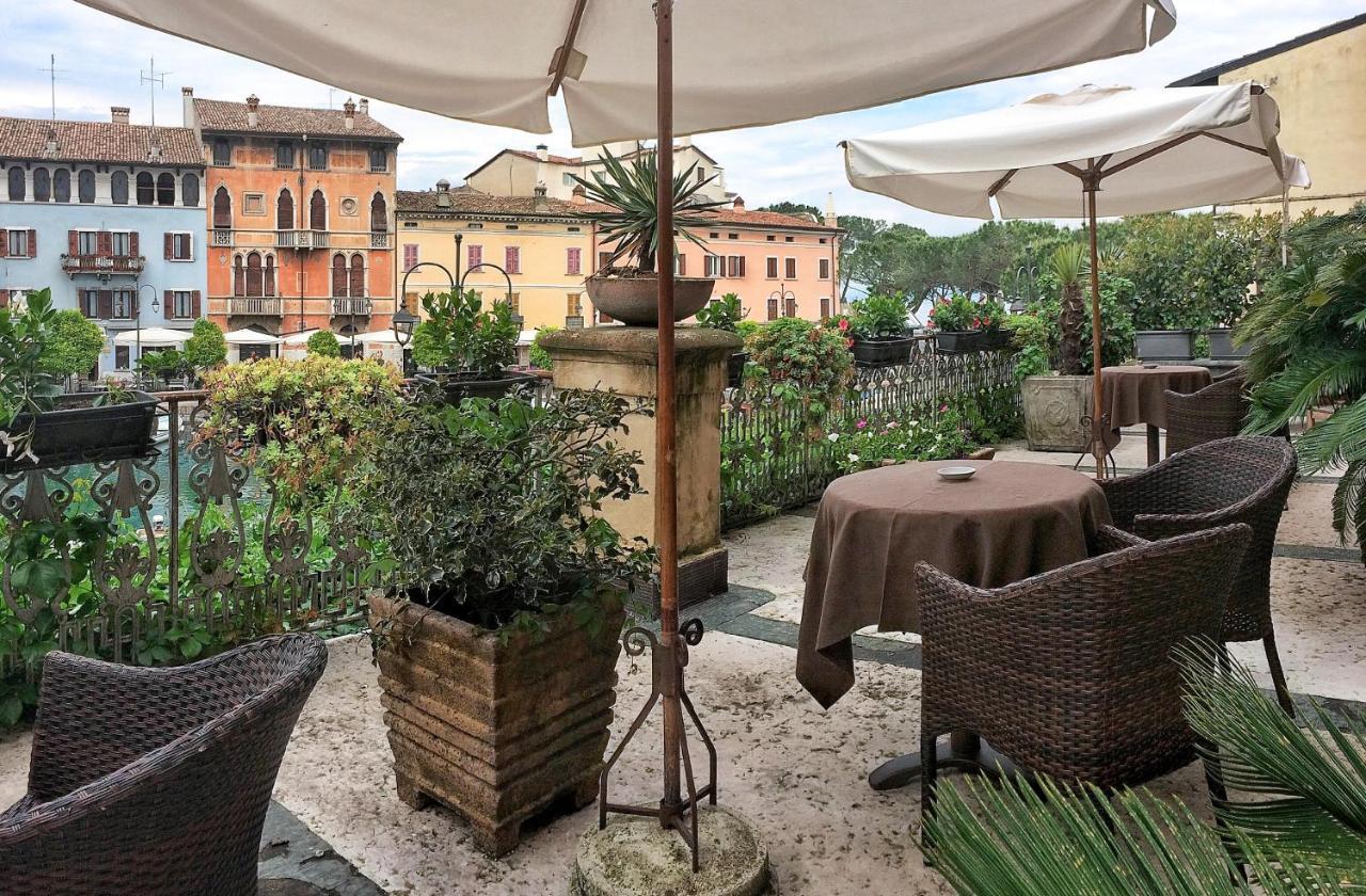 Hotel Piroscafo Desenzano del Garda Exterior photo