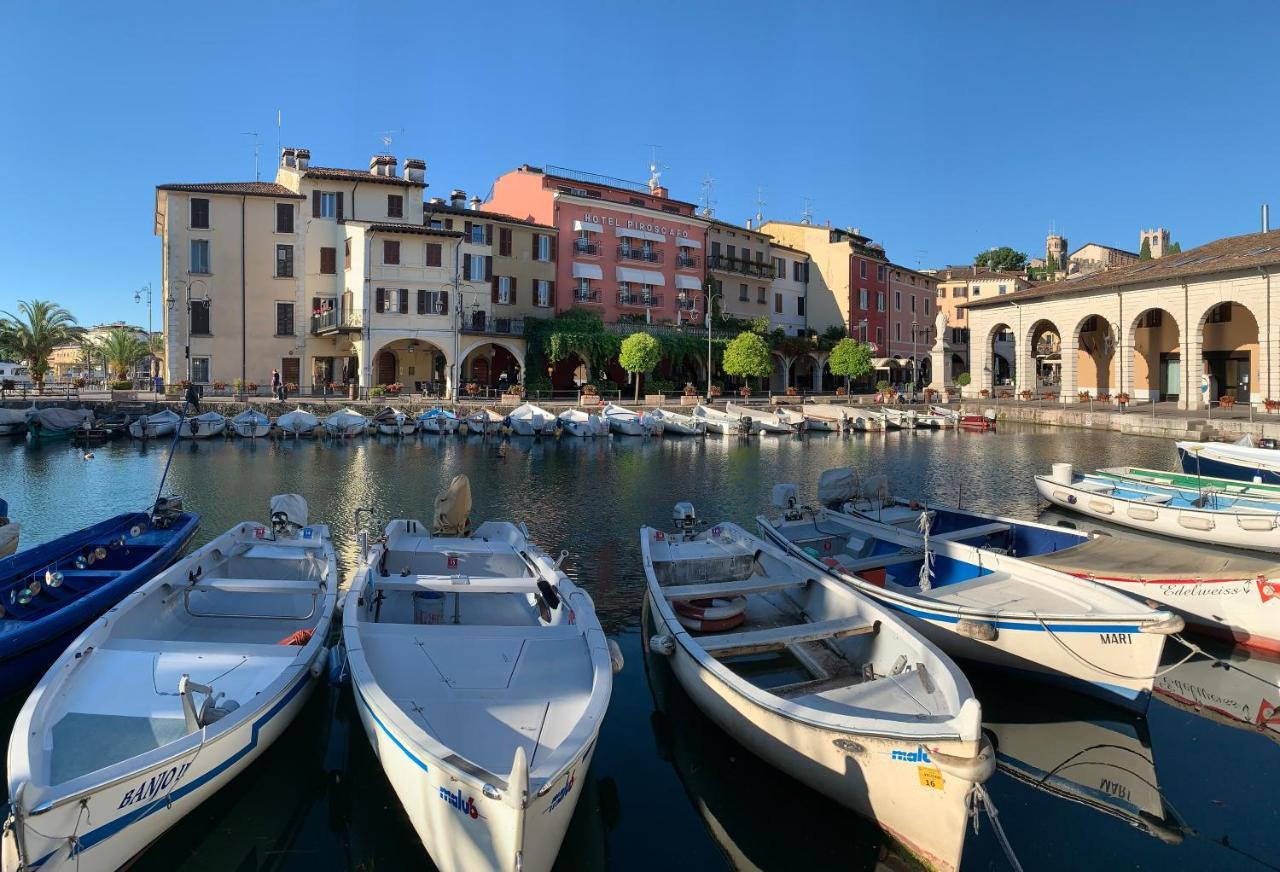 Hotel Piroscafo Desenzano del Garda Exterior photo