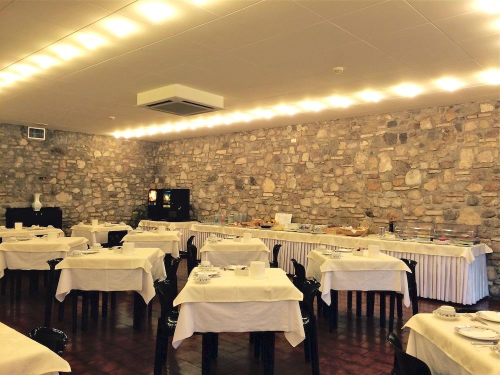 Hotel Piroscafo Desenzano del Garda Exterior photo